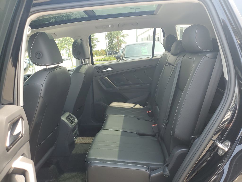 2024 Volkswagen Tiguan SE - Photo 9