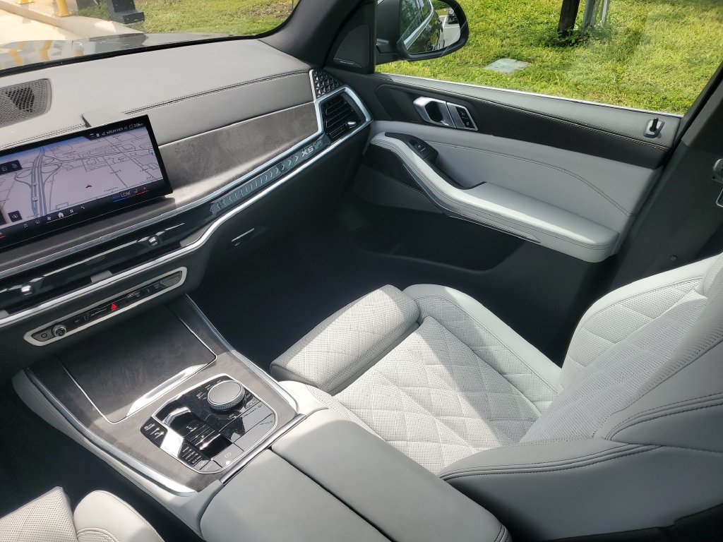 2025 BMW X5 40i - Photo 12