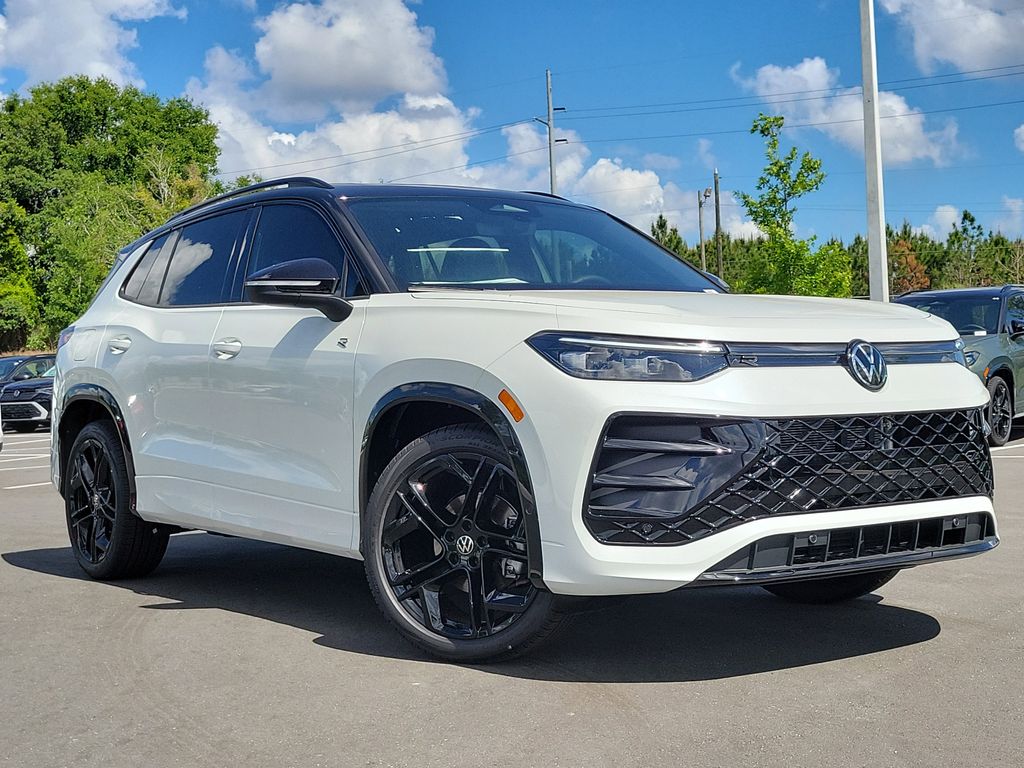 2026 Volkswagen Tiguan 2.0T SE R-Line Black