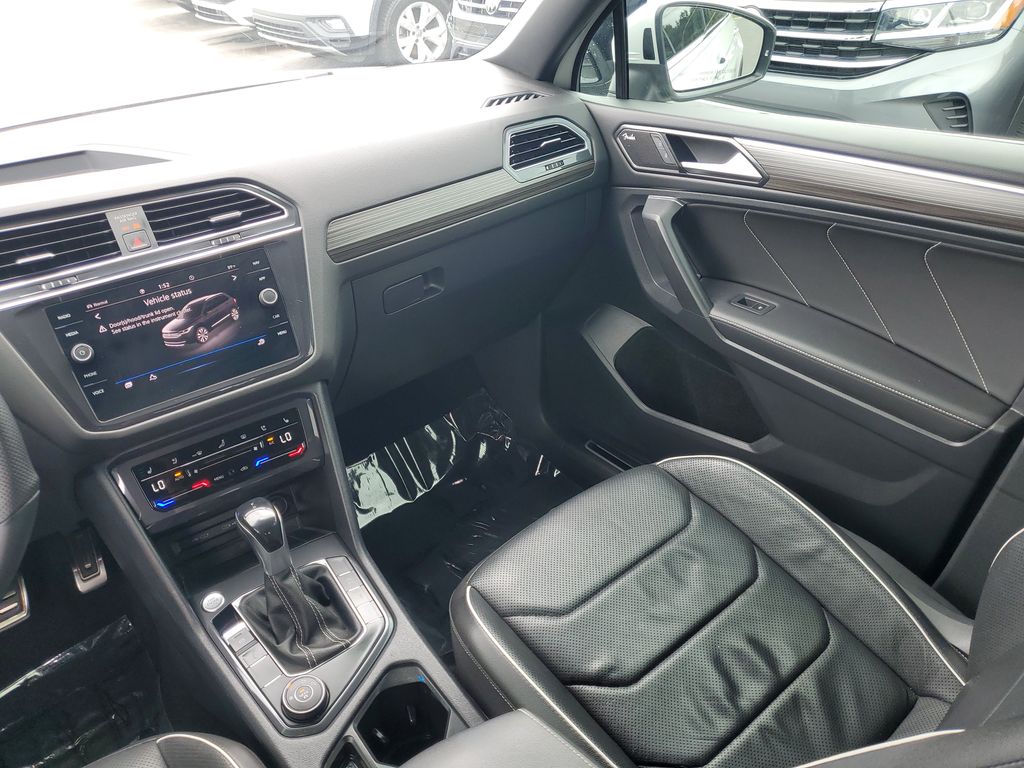 2022 Volkswagen Tiguan SEL R-LINE - Photo 12