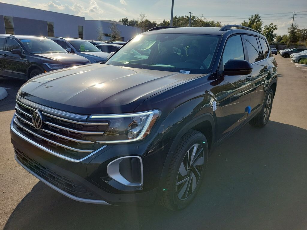 New 2026 Volkswagen Atlas SE w/Technology SUV