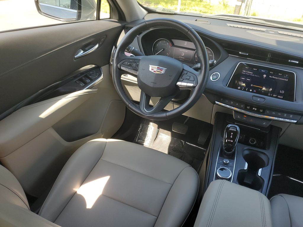 2023 Cadillac XT4 Luxury - Photo 12