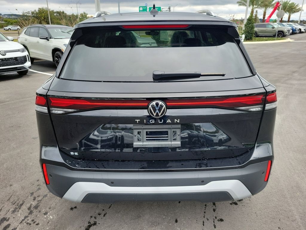 New 2025 Volkswagen Tiguan 2.0T SE SUV
