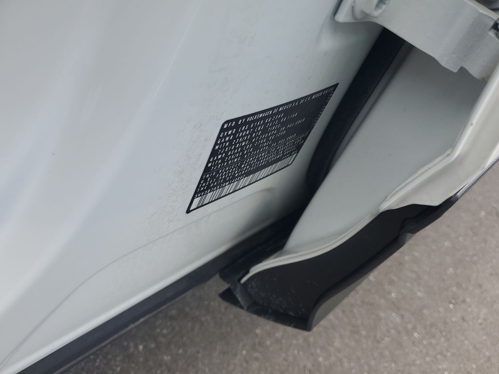 2024 Volkswagen Tiguan SE - Photo 24