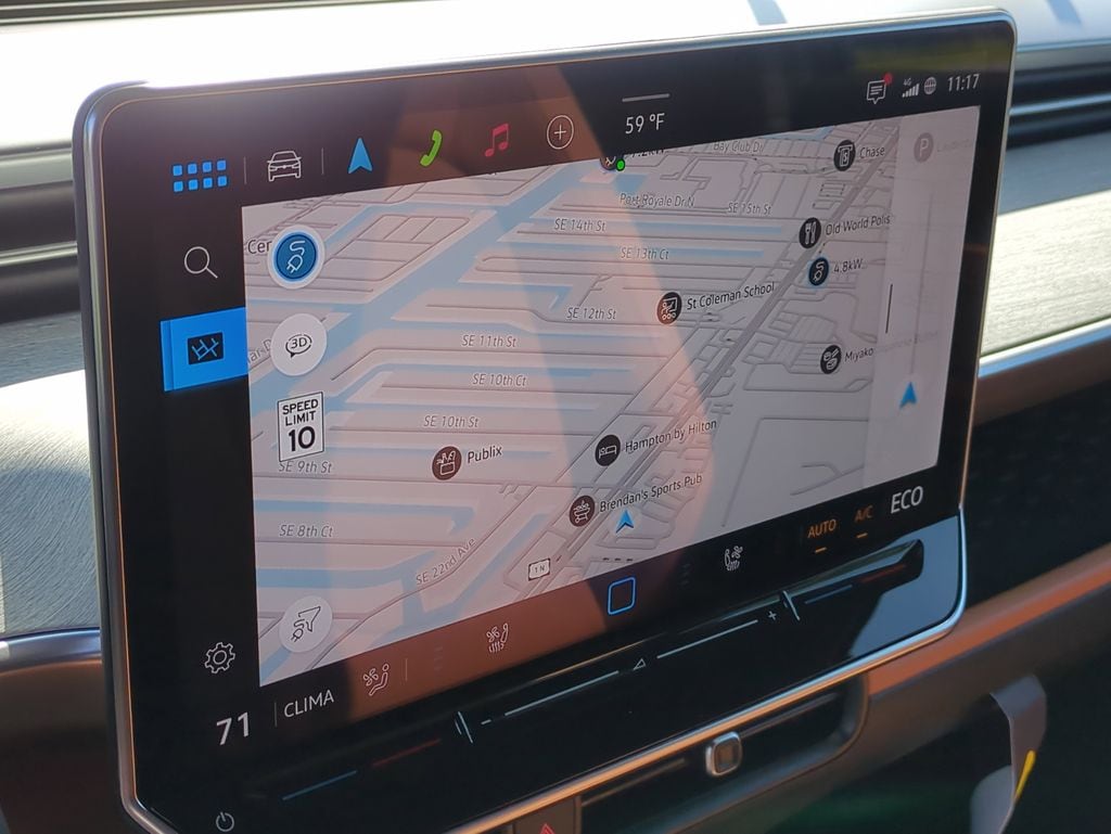 2025 Volkswagen ID. Buzz PRO S - Photo 25