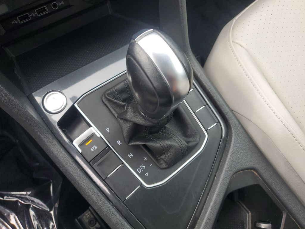 2018 Volkswagen Tiguan SE - Photo 25
