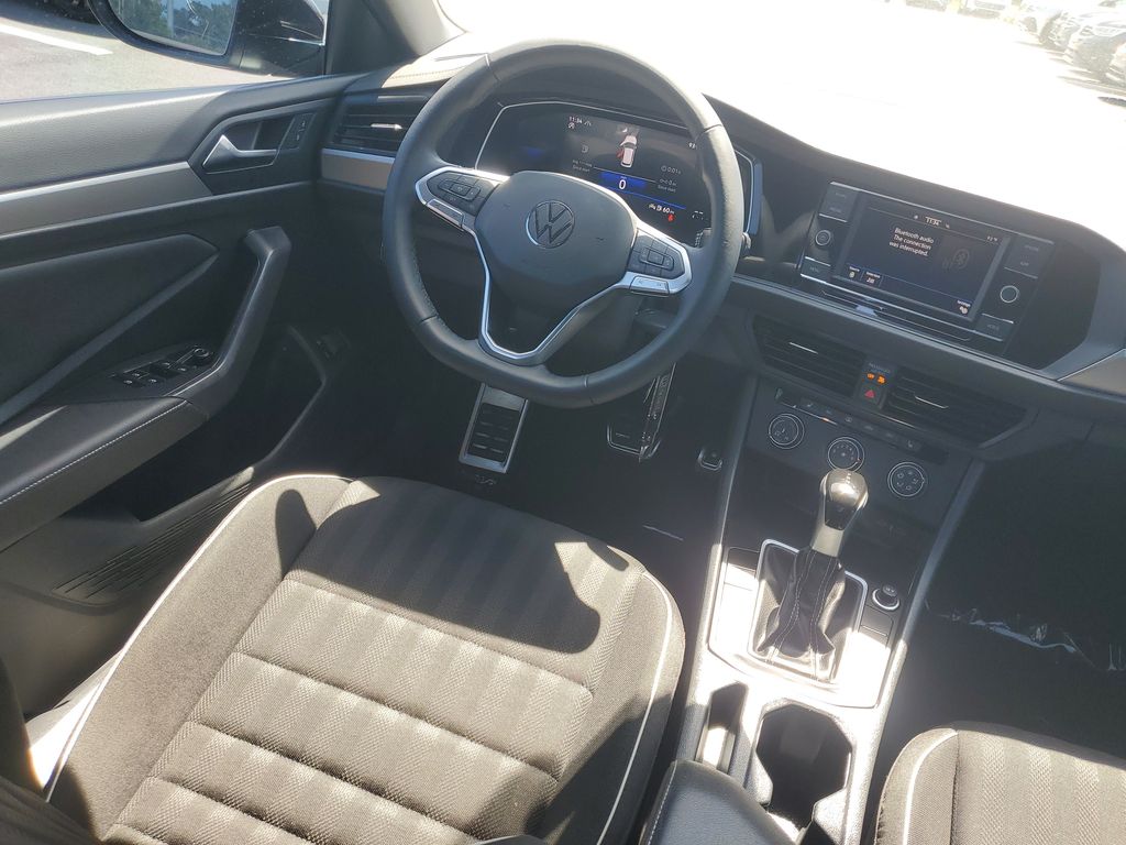 2024 Volkswagen Jetta Sport - Photo 11
