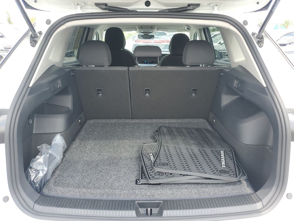 2025 Volkswagen Tiguan S - Photo 7