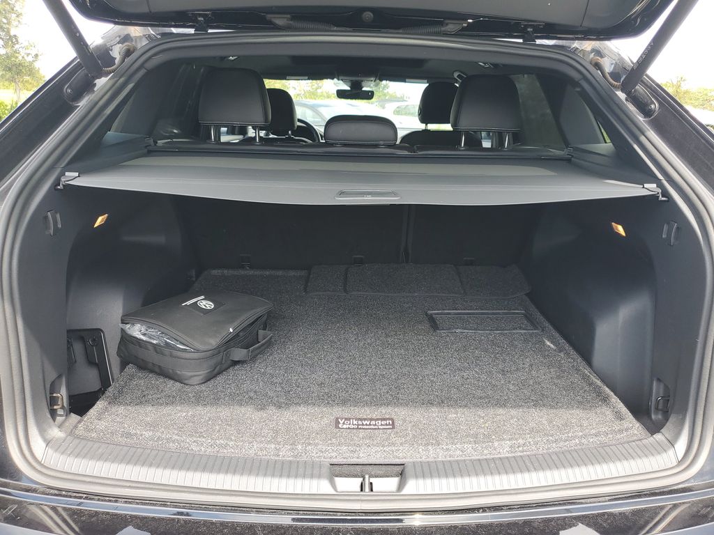 2023 Volkswagen Atlas Cross Sport SEL Premium R-Line - Photo 9