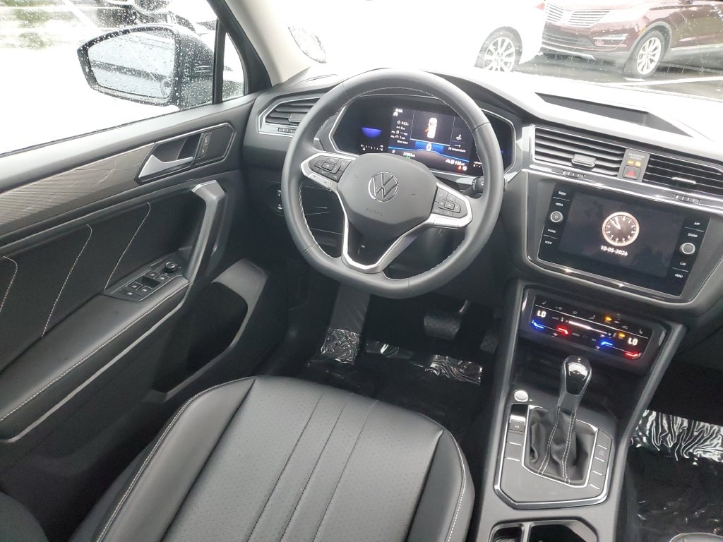 2022 Volkswagen Tiguan SE - Photo 10