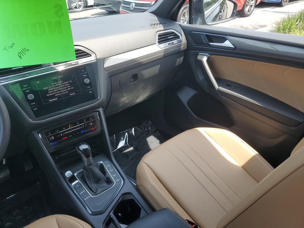2024 Volkswagen Tiguan SE - Photo 12