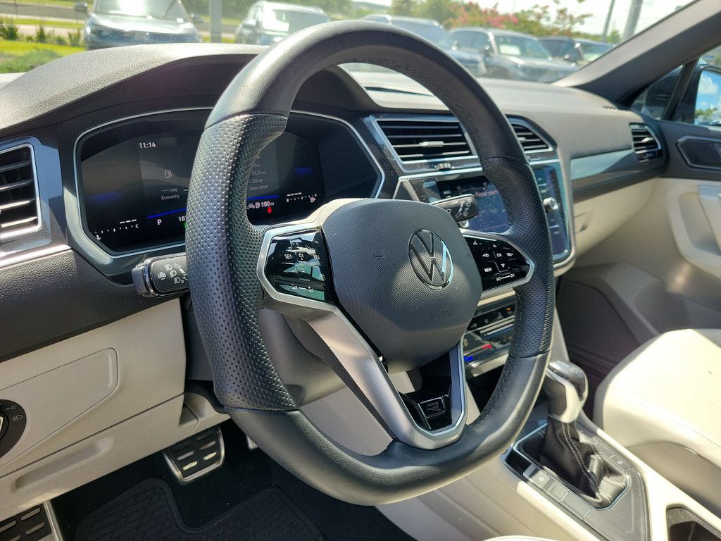 2024 Volkswagen Tiguan SE R-LINE BLACK - Photo 16