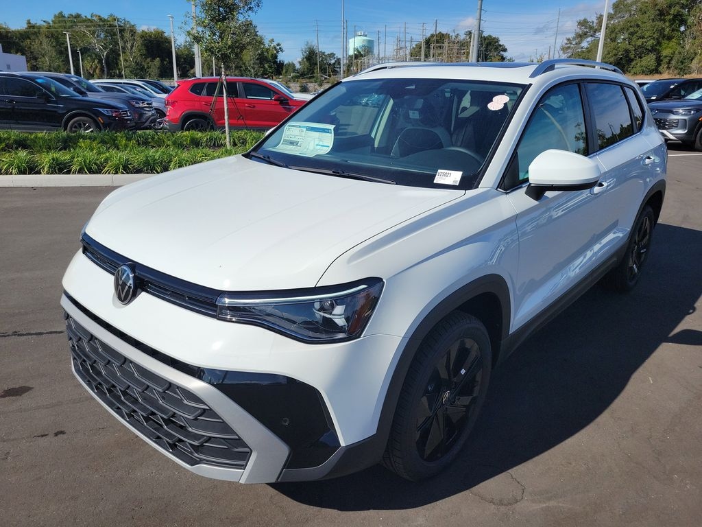 New 2025 Volkswagen Taos 1.5T SE SUV