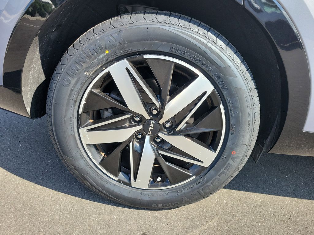 2023 Kia Sorento EX - Photo 6