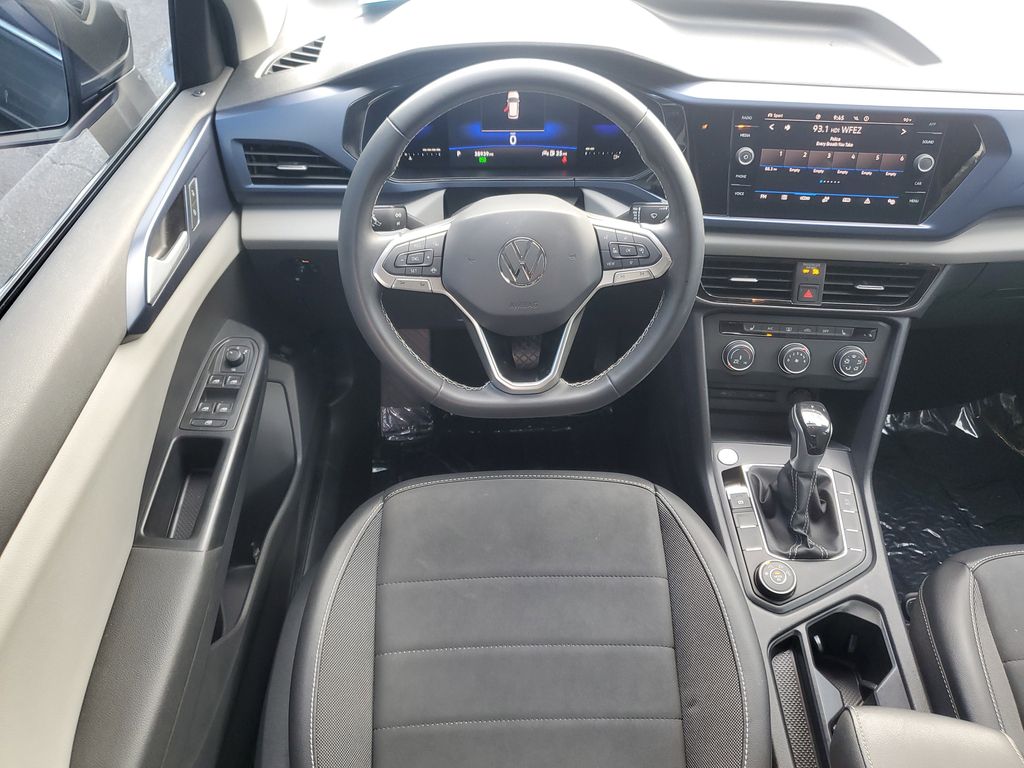 2022 Volkswagen Taos SE - Photo 14