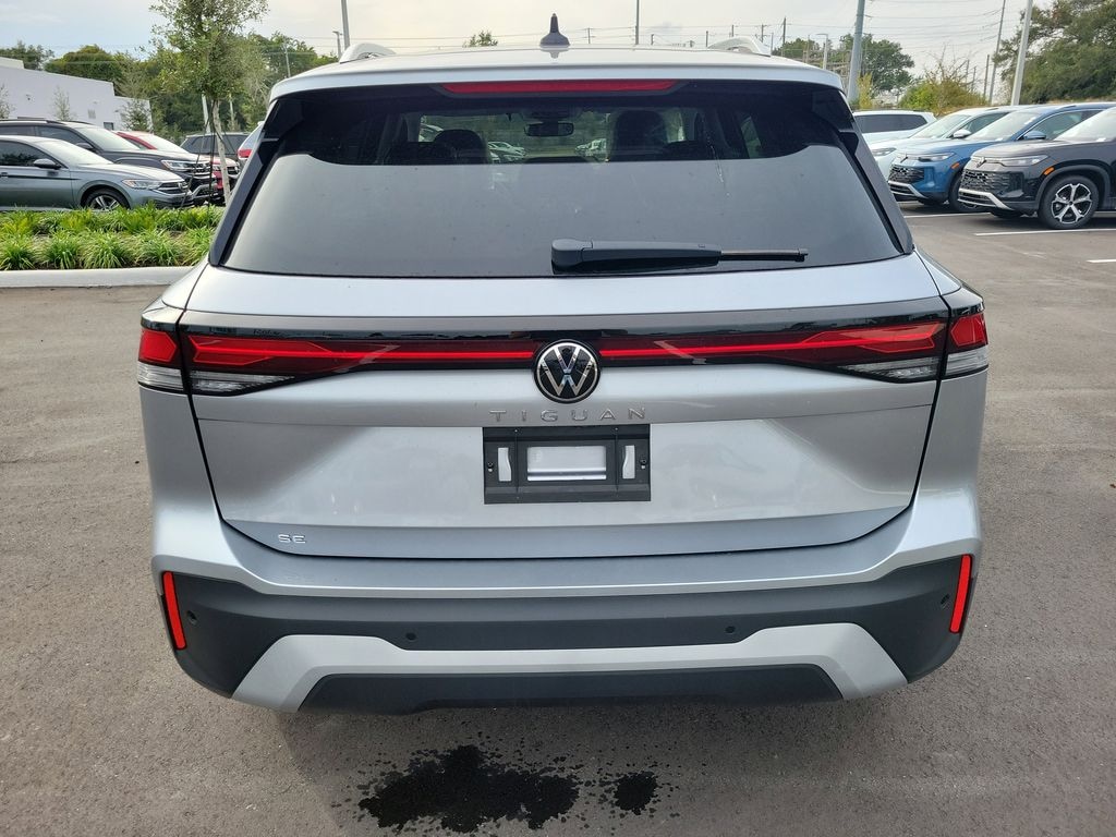 New 2025 Volkswagen Tiguan 2.0T SE SUV