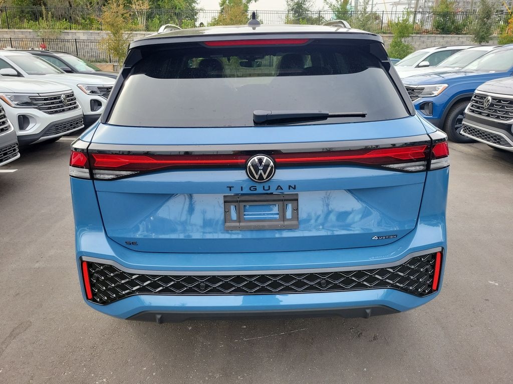 New 2025 Volkswagen Tiguan 2.0T SE R-Line Black SUV
