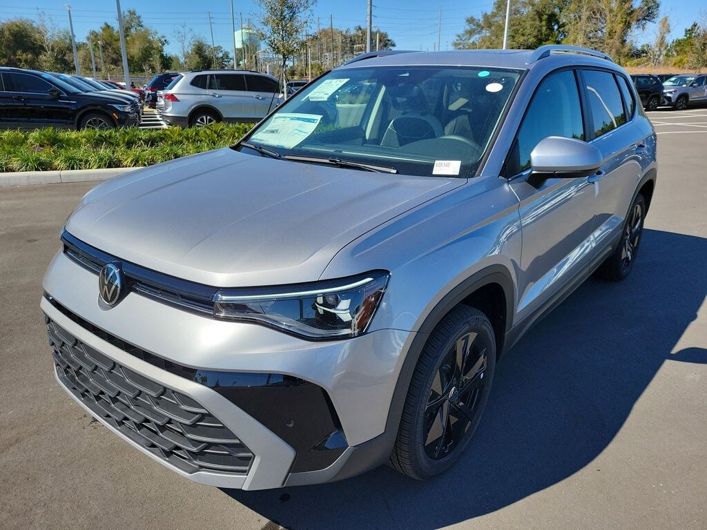 New 2026 Volkswagen Taos 1.5T SE SUV