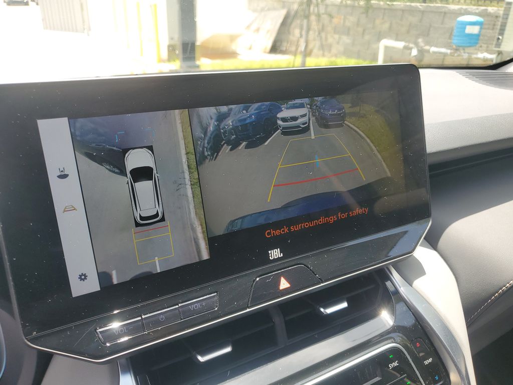 2023 Toyota Venza Limited - Photo 24