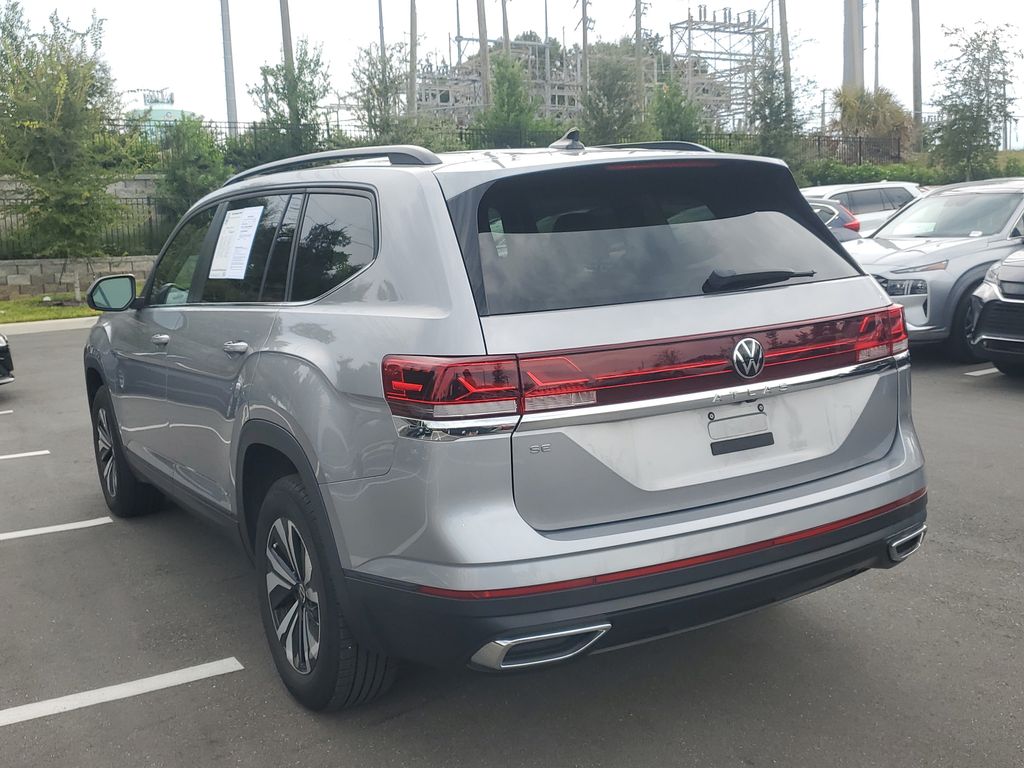 2024 Volkswagen Atlas SE - Photo 3