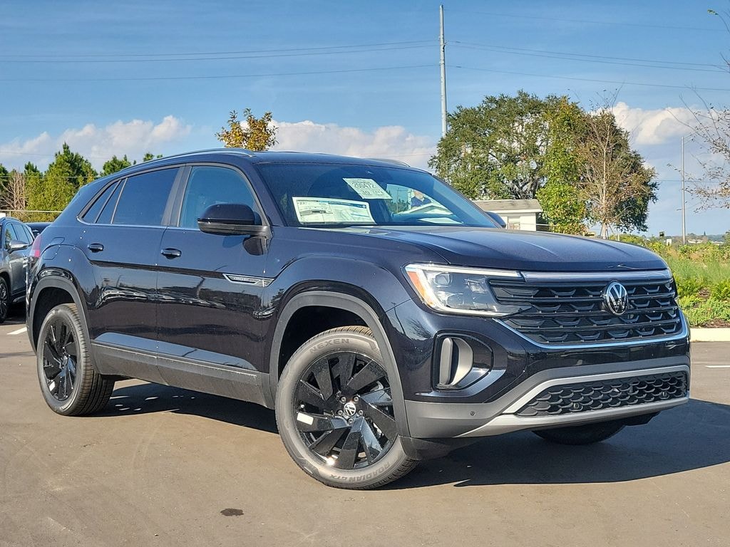 New 2026 Volkswagen Atlas Cross Sport 2.0T SE w/Technology SUV