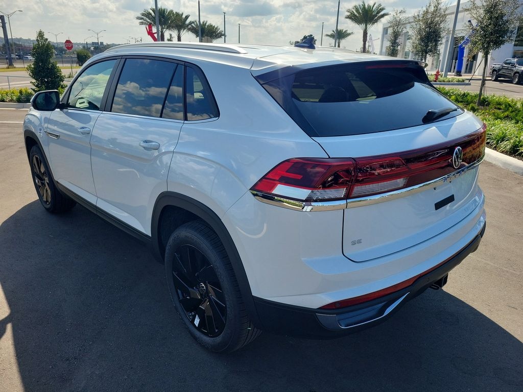 New 2026 Volkswagen Atlas Cross Sport 2.0T SE w/Technology SUV