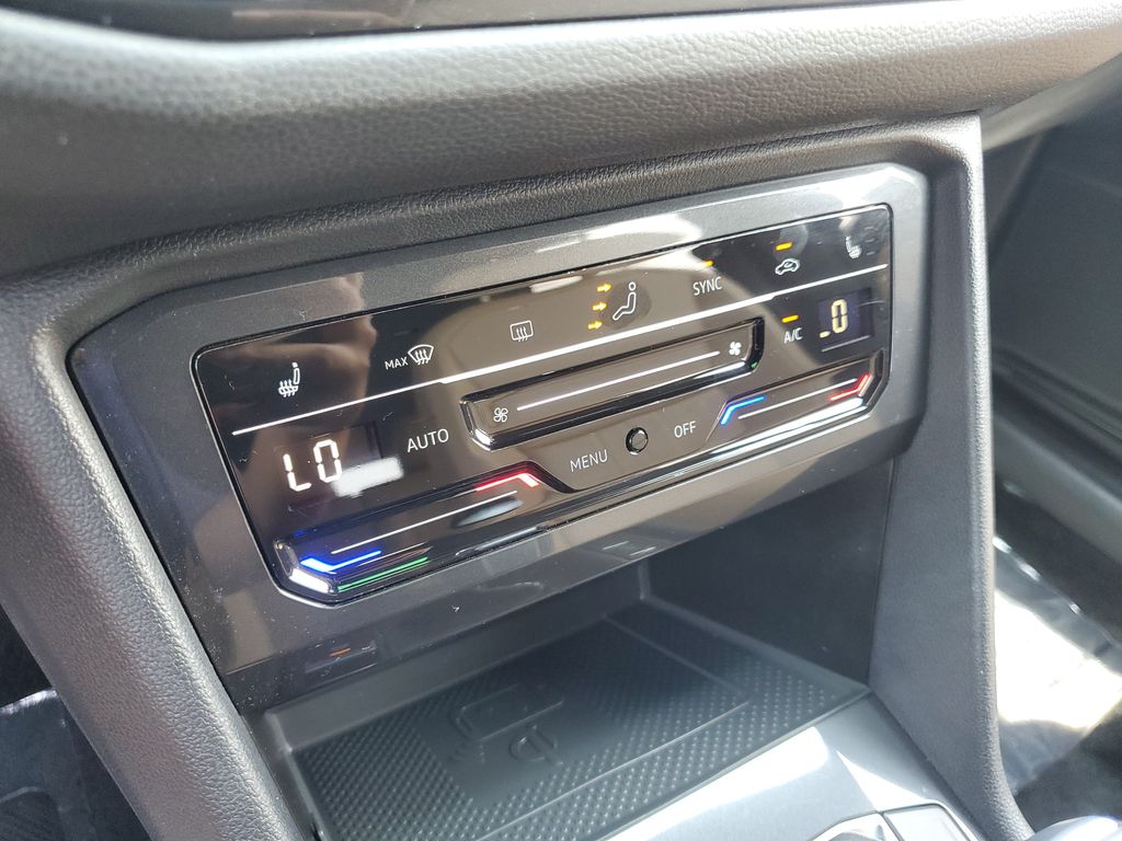 2024 Volkswagen Tiguan SE - Photo 24