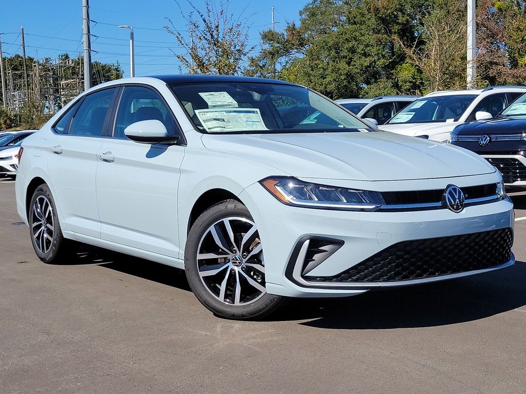 New 2025 Volkswagen Jetta 1.5T SE Sedan