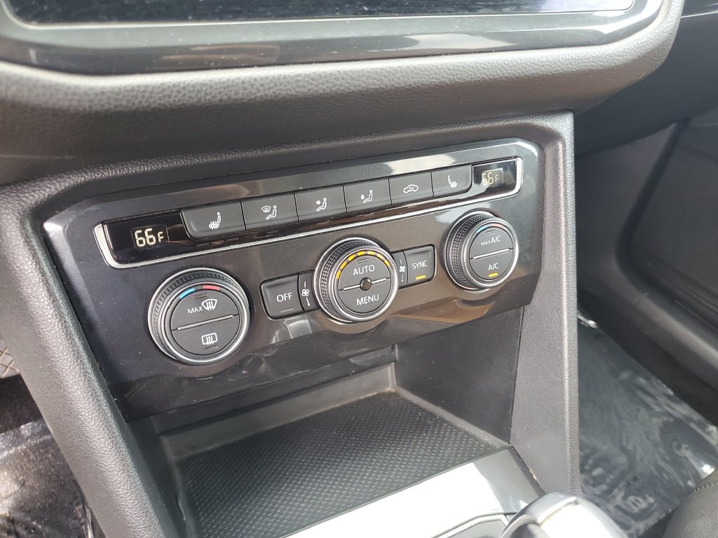 2019 Volkswagen Tiguan SE - Photo 24