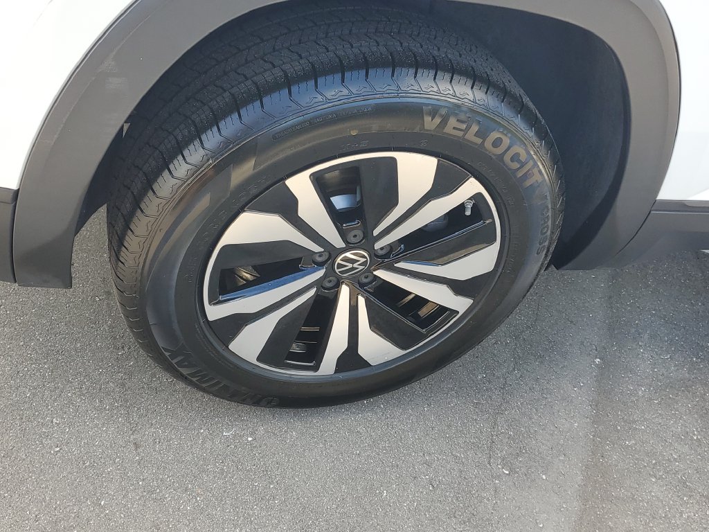 2024 Volkswagen Atlas Cross Sport SE - Photo 5