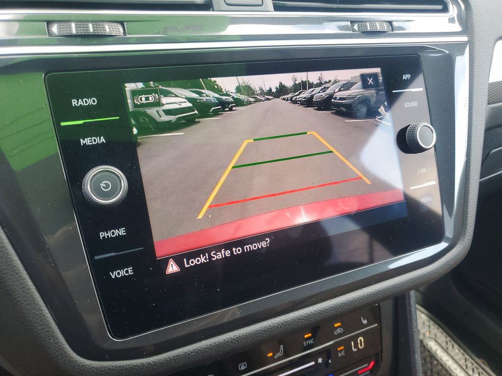 2024 Volkswagen Tiguan SE - Photo 21