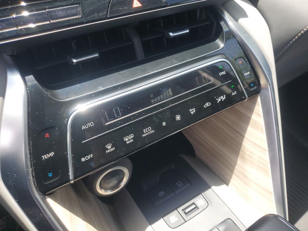 2023 Toyota Venza Limited - Photo 25