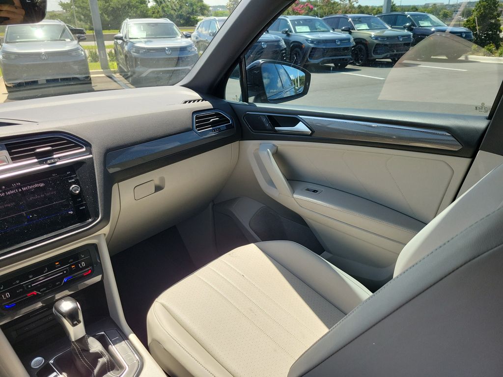 2024 Volkswagen Tiguan SE R-LINE BLACK - Photo 13