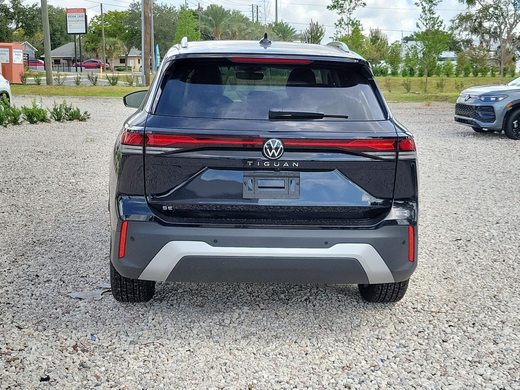 New 2026 Volkswagen Tiguan 2.0T SE SUV