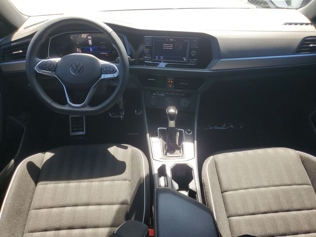 2024 Volkswagen Jetta Sport - Photo 10