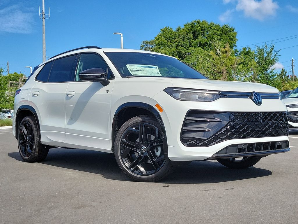 2026 Volkswagen Tiguan 2.0T SE R-Line Black