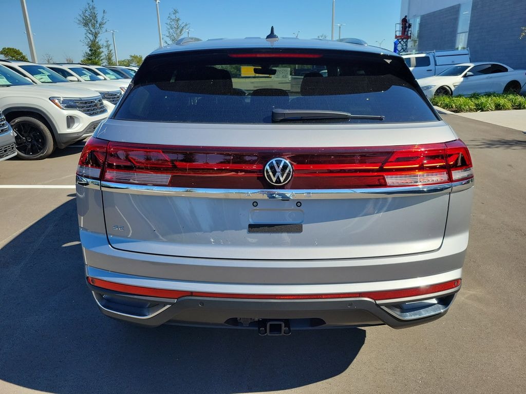 New 2026 Volkswagen Atlas Cross Sport 2.0T SE w/Technology SUV