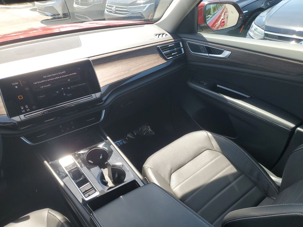 2024 Volkswagen Atlas SEL - Photo 12