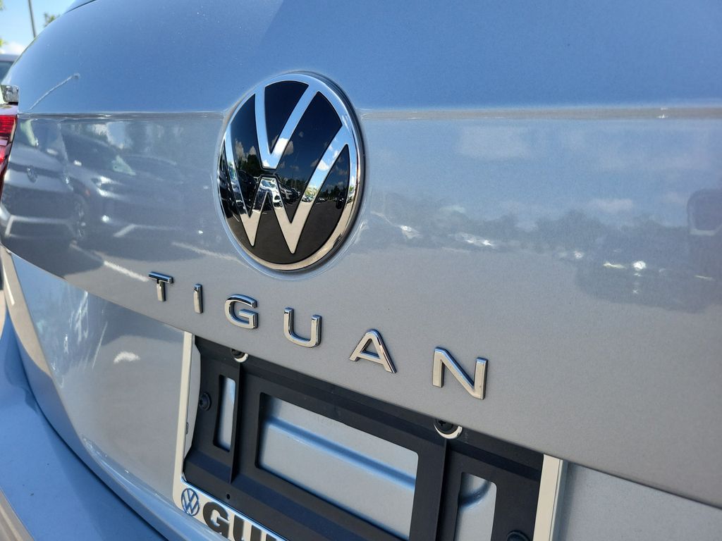 2023 Volkswagen Tiguan SE R-LINE BLACK - Photo 7