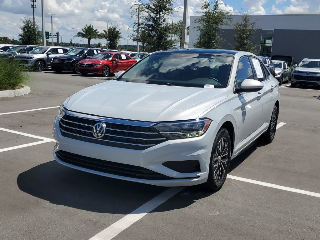 2019 Volkswagen Jetta SE - Photo 2