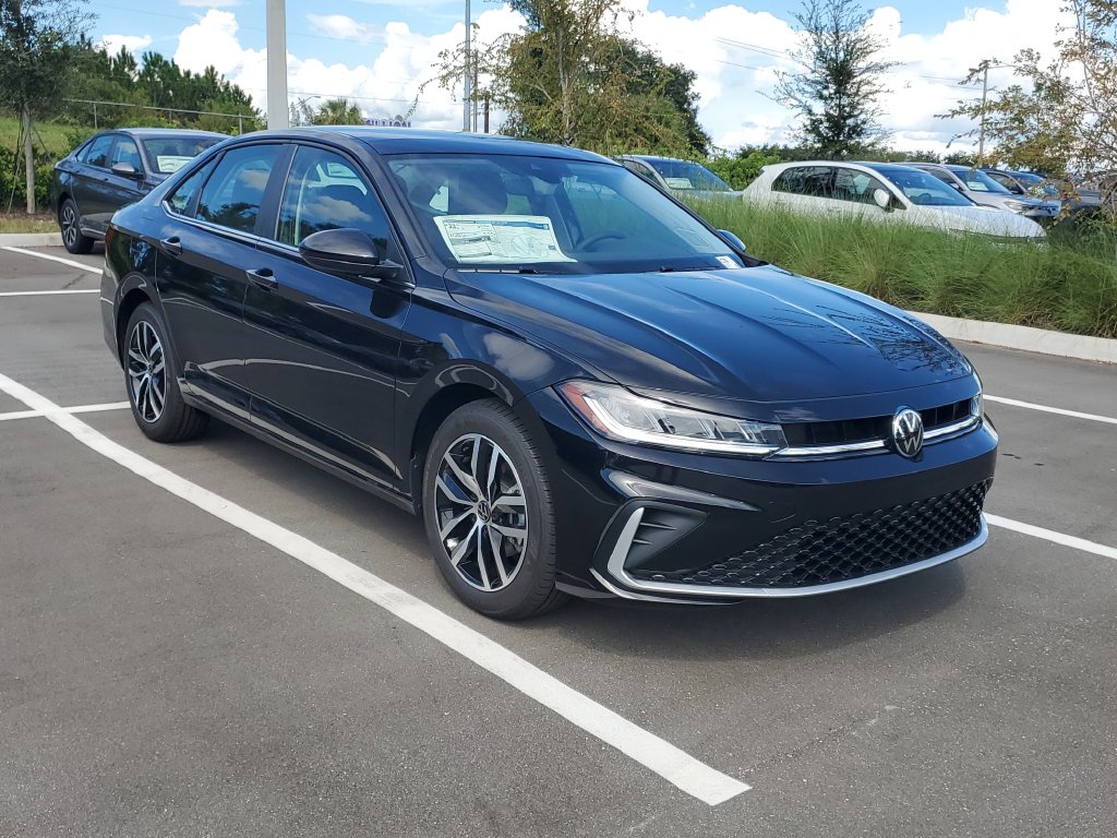 New 2027 Volkswagen Jetta 1.5T SE Sedan