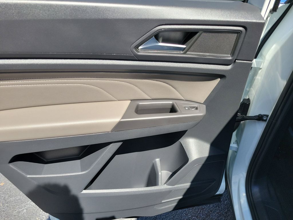 2023 Volkswagen Atlas Cross Sport SE - Photo 7