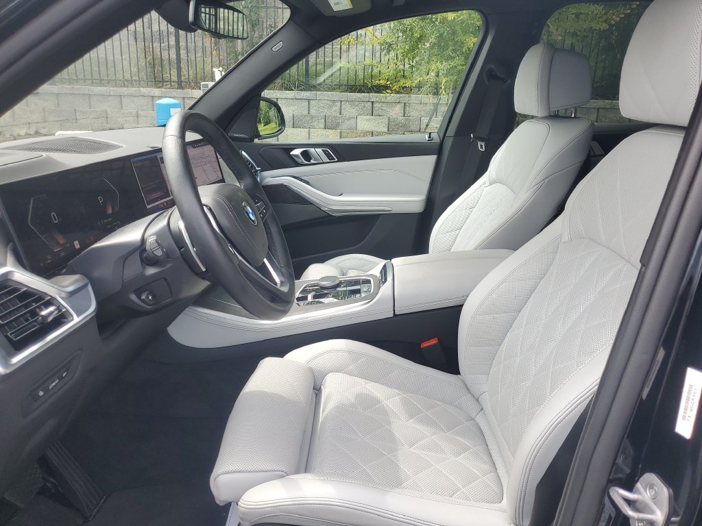 2025 BMW X5 40i - Photo 16