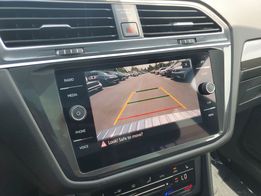 2024 Volkswagen Tiguan SE - Photo 23