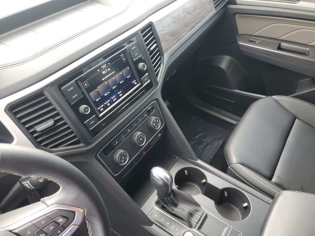 2023 Volkswagen Atlas Cross Sport SE - Photo 21