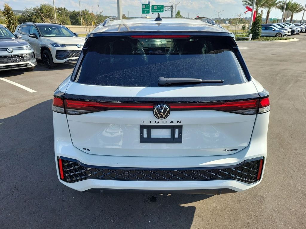 New 2025 Volkswagen Tiguan 2.0T SE R-Line Black SUV