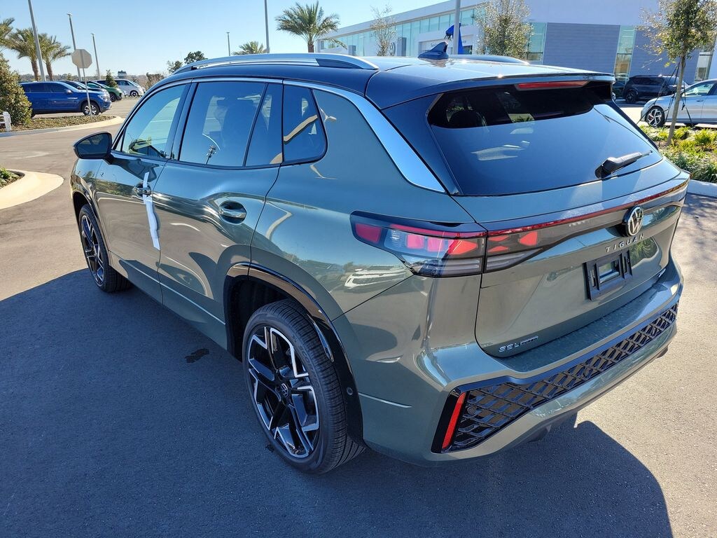 New 2026 Volkswagen Tiguan 2.0T SEL R-Line Turbo SUV