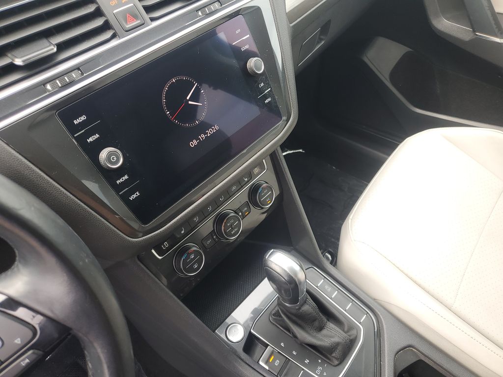 2018 Volkswagen Tiguan SE - Photo 21