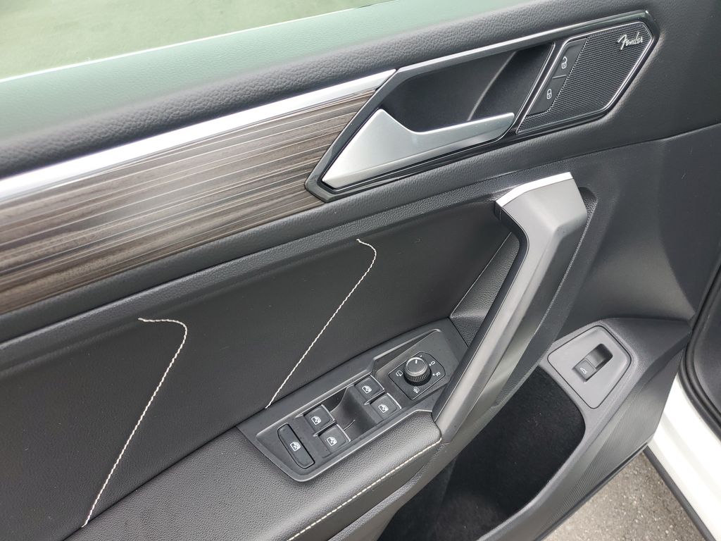 2022 Volkswagen Tiguan SEL R-LINE - Photo 14