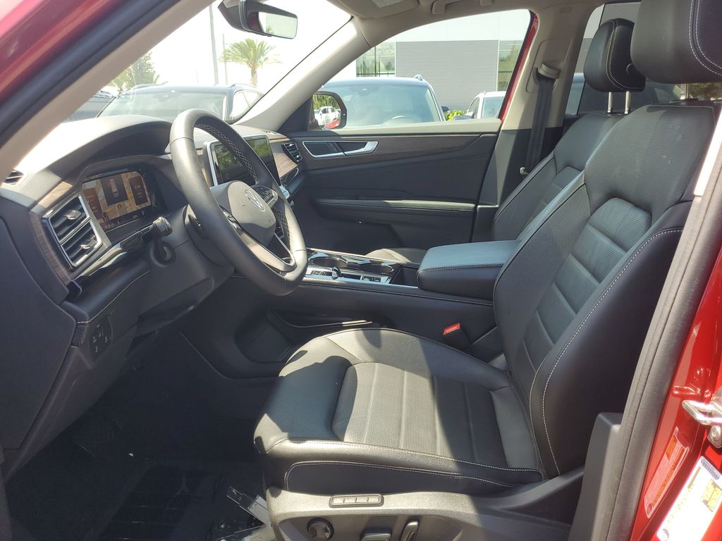 2024 Volkswagen Atlas SEL - Photo 16